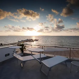 Bed & Breakfast Sunset, Marausa