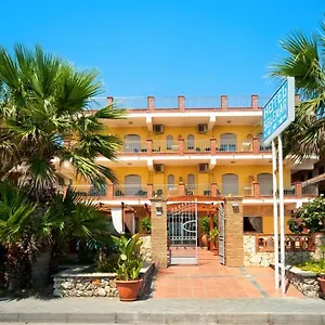 Hotel Solemar, SantʼAlessio Siculo
